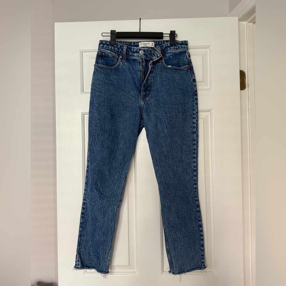 Abercrombie & Fitch High-Rise Jeans